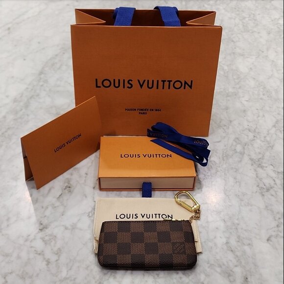 New! 100% Authentic!! Louis Vuitton Damier Ebene Key Pouch - Picture 9 of 12
